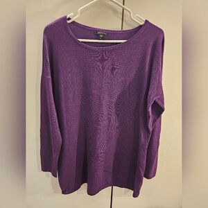 Cyrus Womans Large Purple Sweater